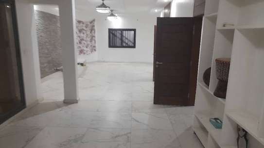 Appartement Duplex à louer aux Maristes image 3