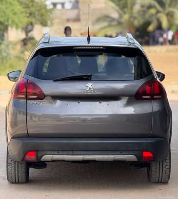 Peugeot 2008  2017 image 2