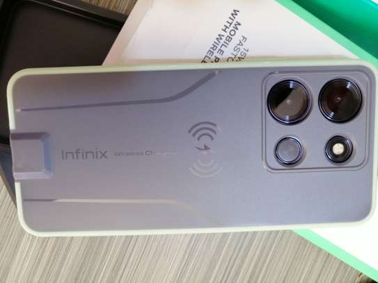 Infinix Note 30 - 256Go Ram 8go - Triple caméra 64Mp image 10