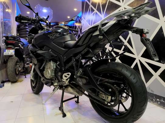 Bmw s1000 xr triple black image 10