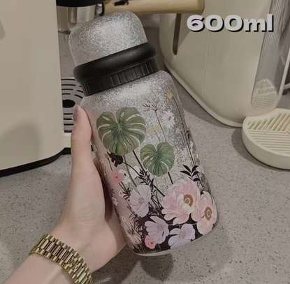 Générique bouteille inox 650ml fleurs étanche image 4