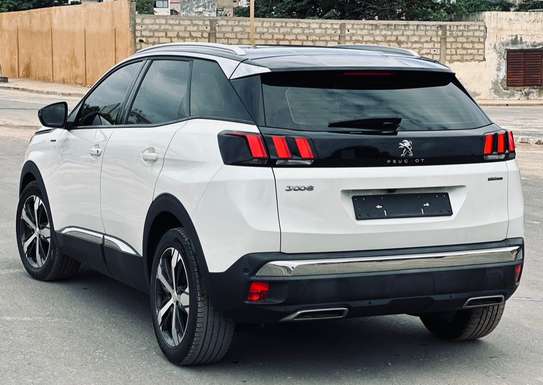 PEUGEOT 3008 GTLINE image 4