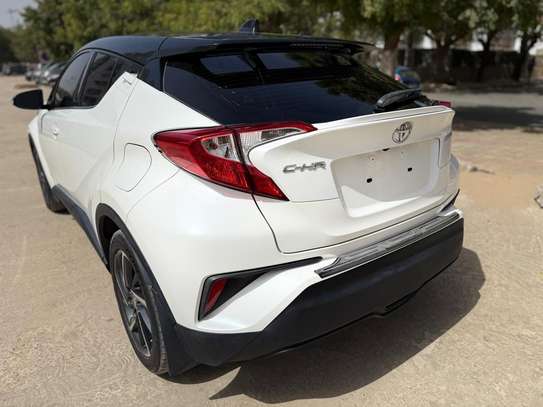 TOYOTA C-HR ANNÉE 2020 image 3