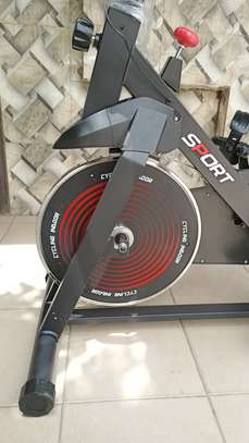 Vélo d'appartement image 5