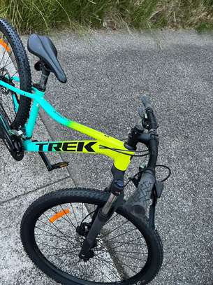 𝙑𝙀𝙇𝙊 𝙑𝙏𝙏 27.5" 𝙏𝙍𝙀𝙆 𝙈𝘼𝙍𝙇𝙄𝙉 5 image 7