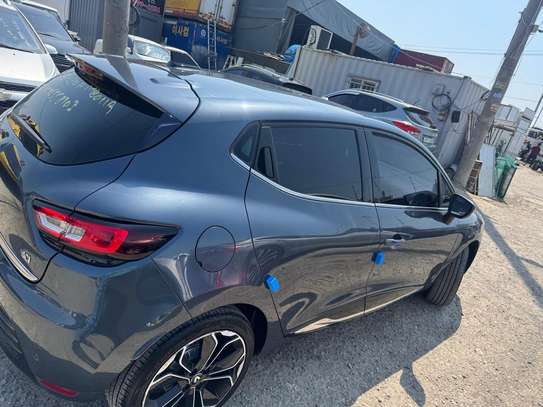 Renault Clio image 5