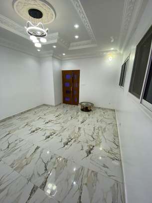 Tres belle salon a louer image 8