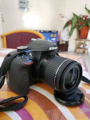 Nikon d3400, objectif 18-55mm, chargeur et 2 batteries image 4