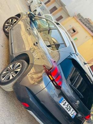 Peugeot  2008 2018 image 1