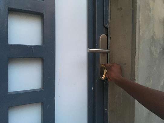 Villa meublée de haut standing avec piscine privée. image 8