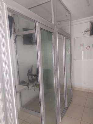 Box call center alu vitré double vitrage image 3