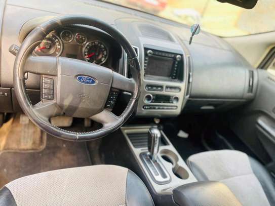 Ford edge sport image 3