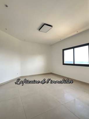 À louer – Superbe appartement F3 vue / mer à Yoff Océan image 8