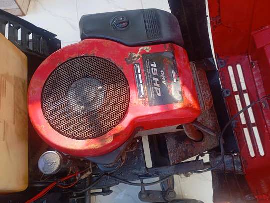 Tondeuse gazon à moteur image 3