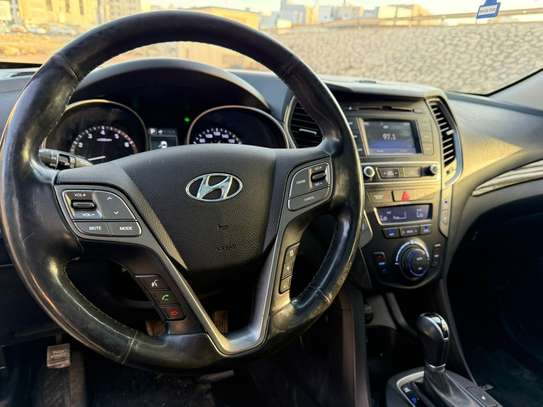Hyundai santa fe image 9