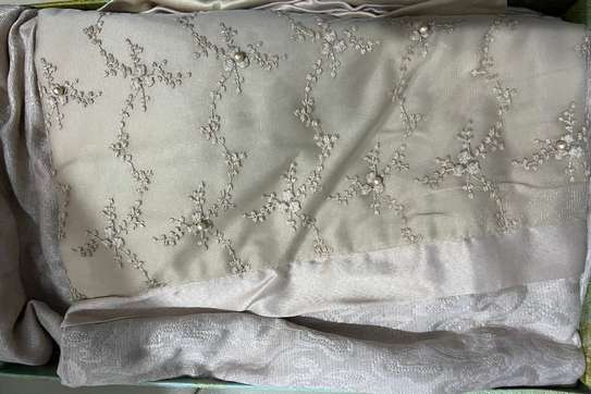 Drap + parure en soie image 2