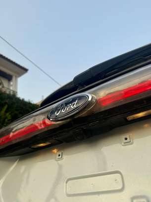 Ford Edge Titanium 2017 image 10
