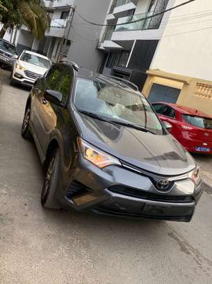 TOYOTA RAV4 image 3