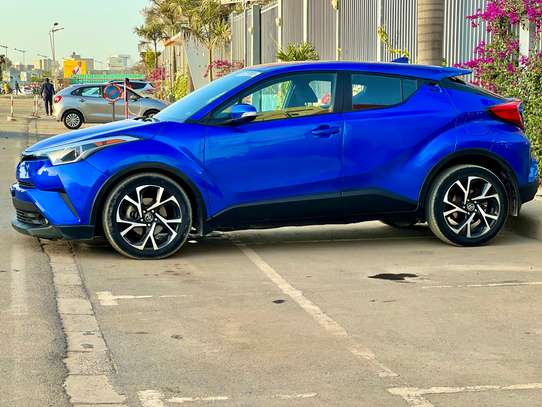 TOYOTA CH-R 2018 image 8