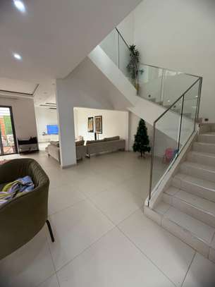 Duplex entrée privée à louer Mermoz derrière El Tonn image 3