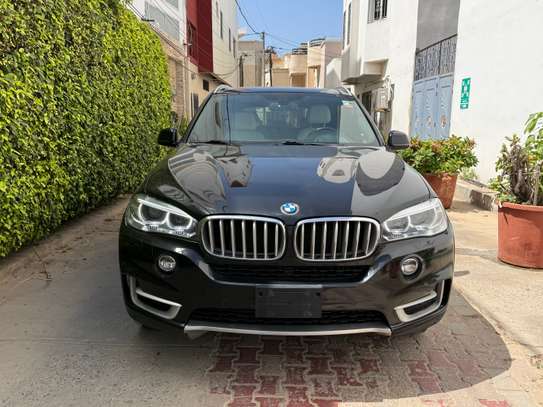 BMW X5_ 2018 image 2