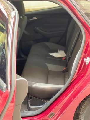 ford focus image 8
