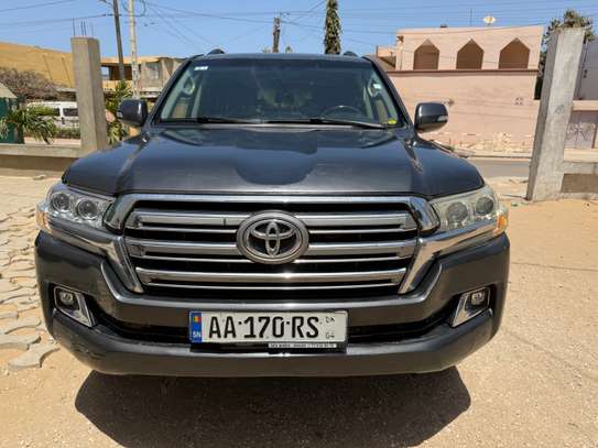 Toyota land cruiser image 1