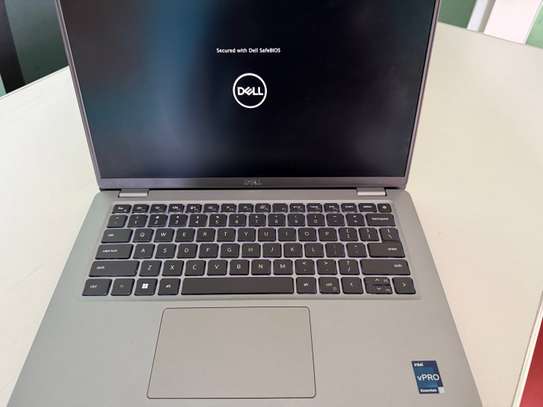 Dell 5330 douzième génération i7 image 5