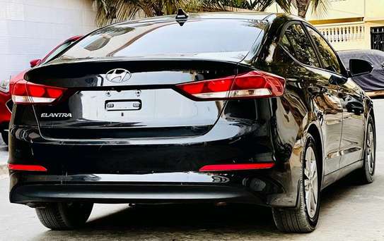 Hyundai Elantra 2017 image 6
