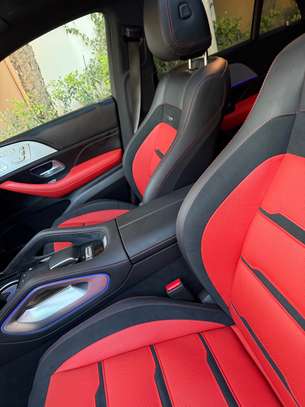 MERCEDES GLE 53 AMG 2025 image 5