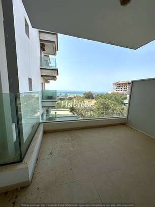 Appartement à louer sur la route du King Fahd image 1