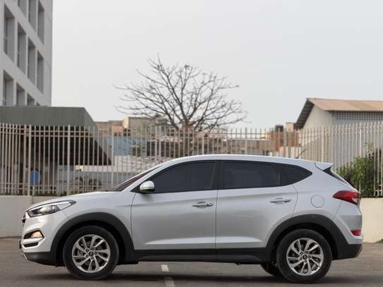 HYUNDAI TUCSON 2017 image 4