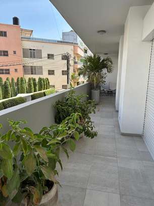 Appartement meublé F4  à louer aux Almadies image 4