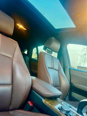 BMW x4 image 4