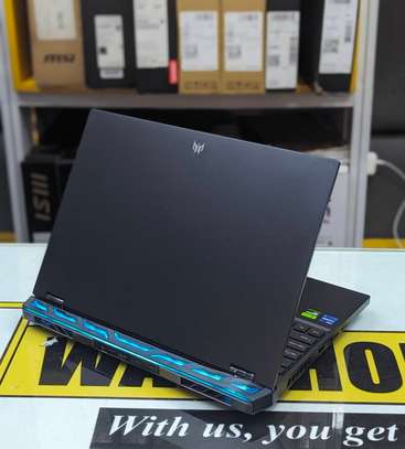 Acer Hélios Gamer Prédator Néo 16 image 3