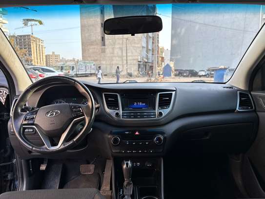 HYUNDAI TUCSON 2016 image 4