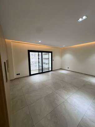 Appartement F4 à louer au Plateau image 7