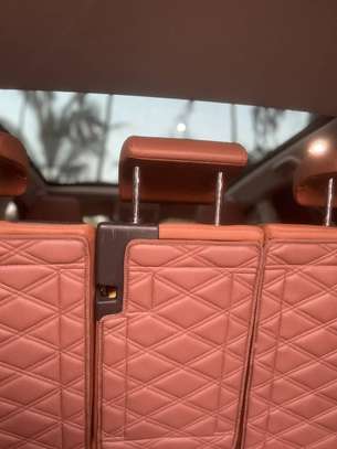 Land Rover Discovered 2016 image 8