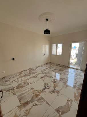 Appartement F4 à louer dans la cité Touba renaissance image 4