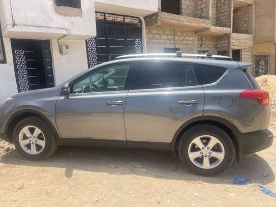 Toyota RAV 4 image 6