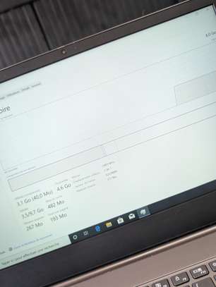 Lenovo thinkbook i5 8th 256gb 8gb ram image 7