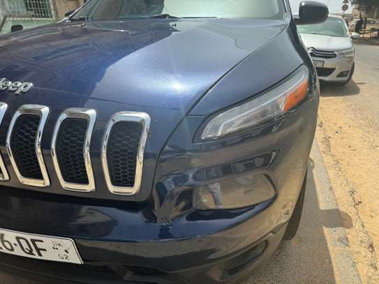 LOCATION TRÈS BELLE JEEP CHEROKEE image 2