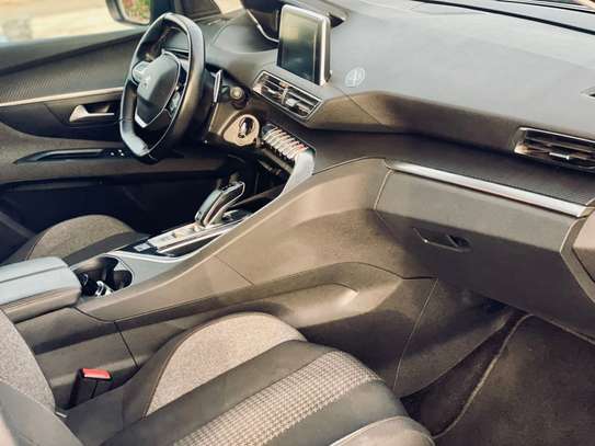 PEUGET 3008 image 8