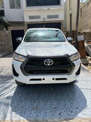 Toyota Hilux 0kM image 1