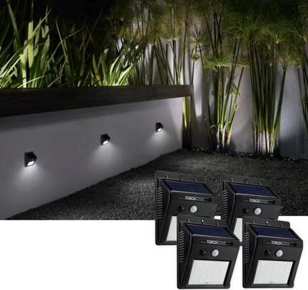 Set de 4 lampes solaires de jardin image 6