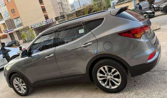 Hyundai santafe 2016 image 11