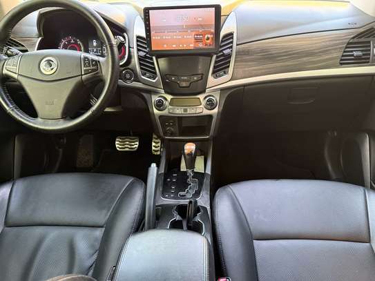Ssangyong Karando 2016 image 4