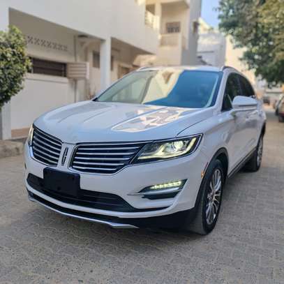 Lincoln MKC image 2