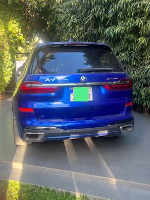 BMW X7 40i 2019 image 3