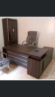 Table bureau image 1